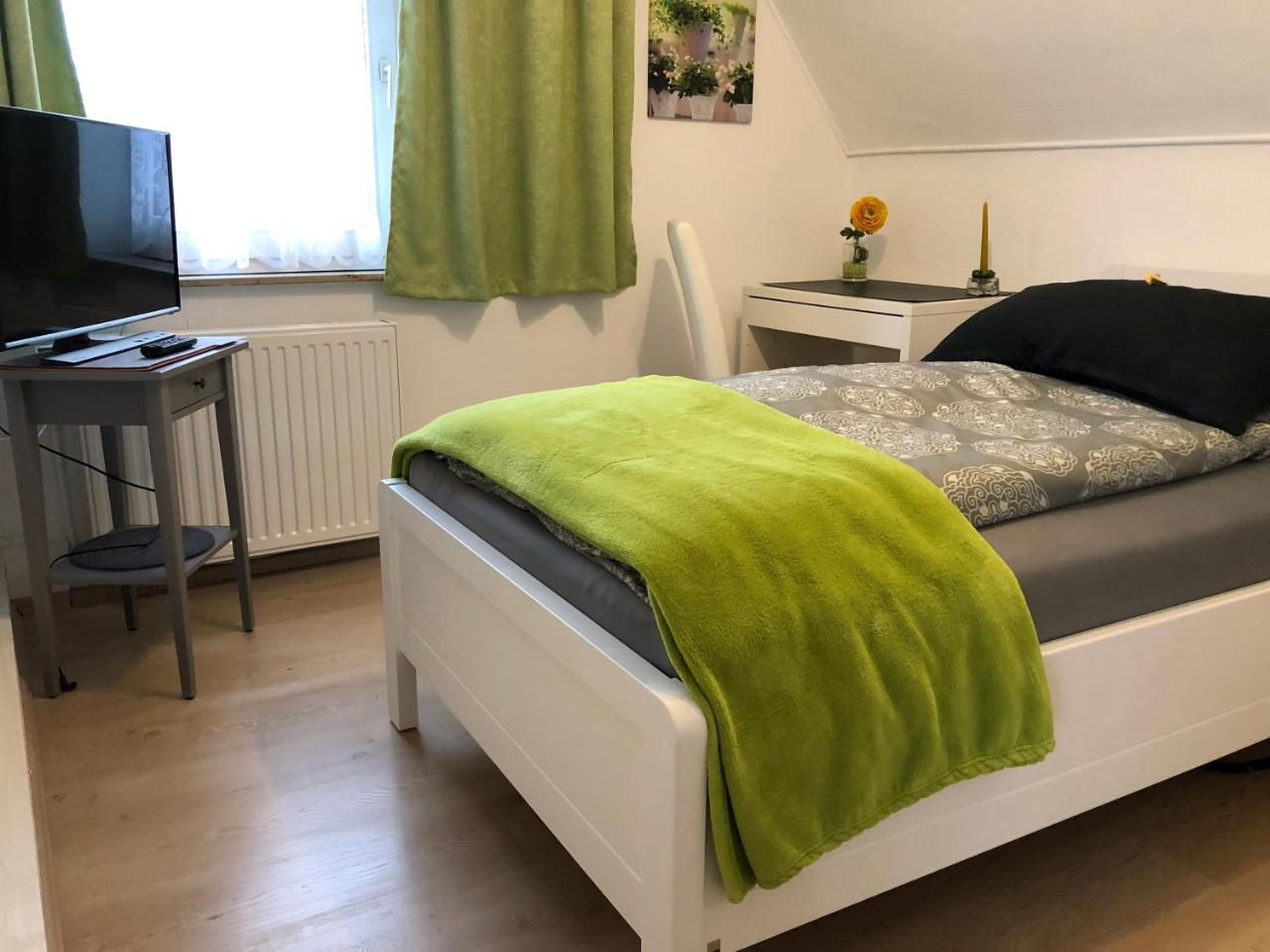 Messezimmer 4u 3* Düsseldorf