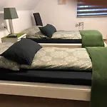 Messezimmer 4u 3* Dusseldorf