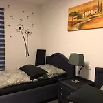 Messezimmer 4u Guest house